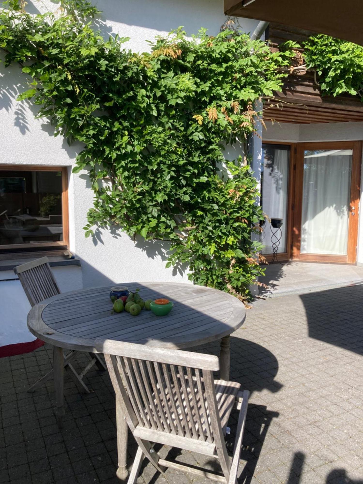 Paulis Ferienhaus Mit Kamin & Sonnenterrasse - Je Zimmer Ein Eigenes Bad - Gratis Sauna - Reinigung & Waesche Inklusive - 1 Hund Ohne Aufpreis - Ideal Zum Wandern, 20 Min Zum See Bullange Exterior photo